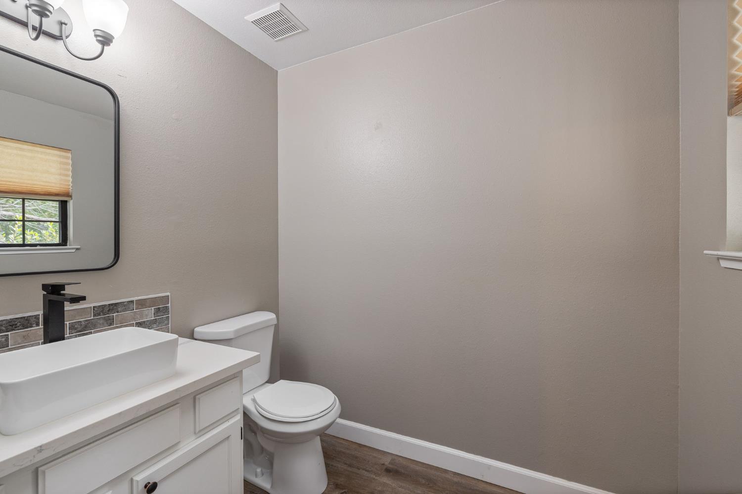 50850 Smoke Tree, Bass Lake, CA 93604