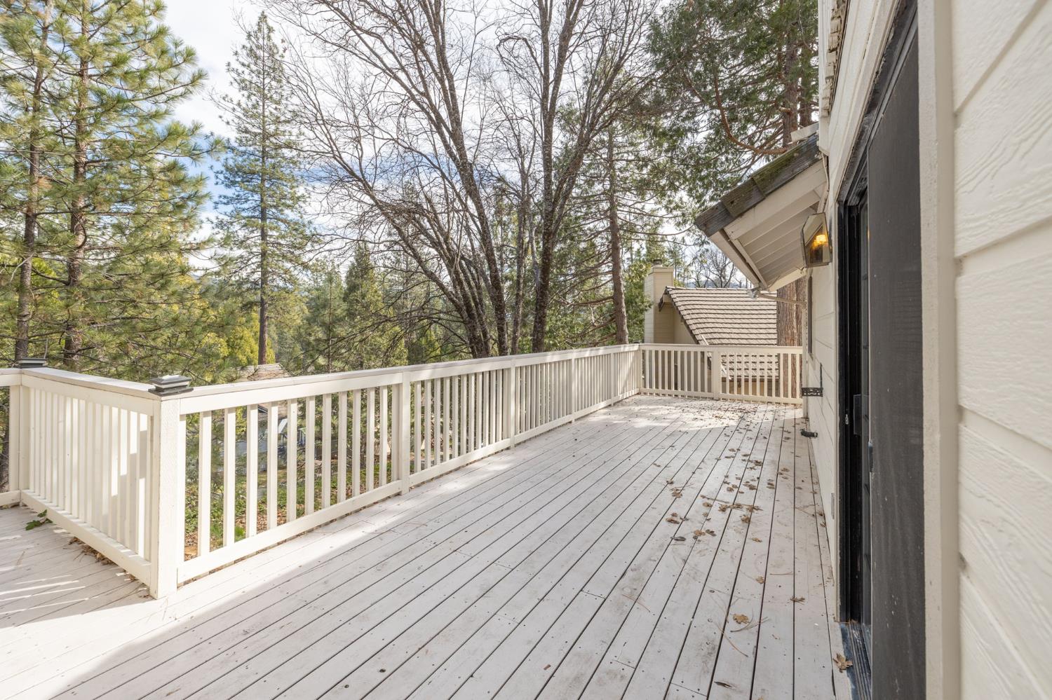 50850 Smoke Tree, Bass Lake, CA 93604