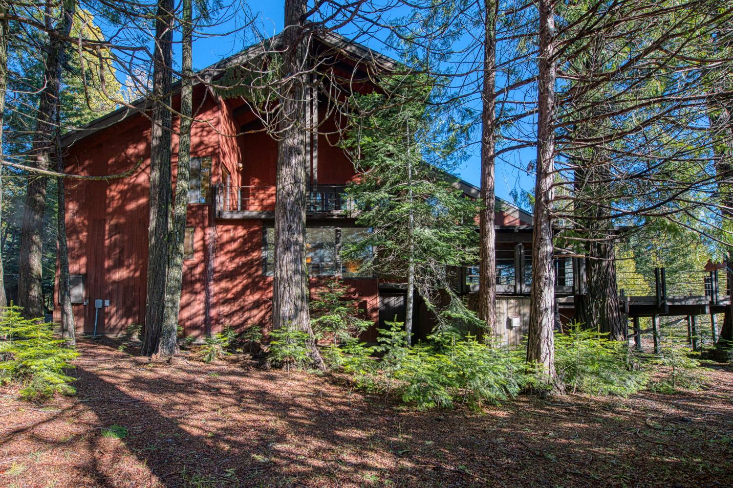 39326 Littlefield Rd, Shaver Lake, CA 93664