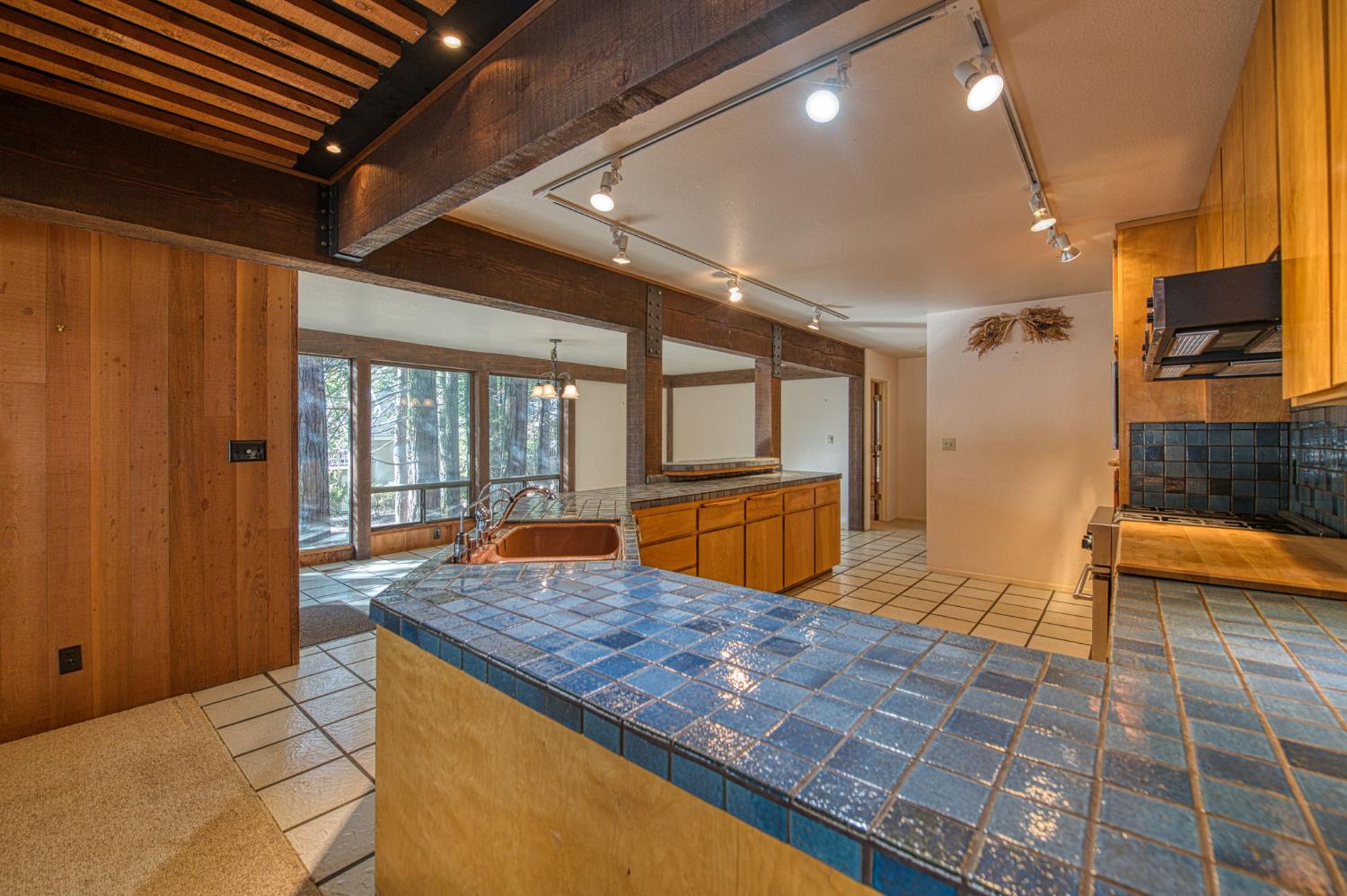 39326 Littlefield Rd, Shaver Lake, CA 93664