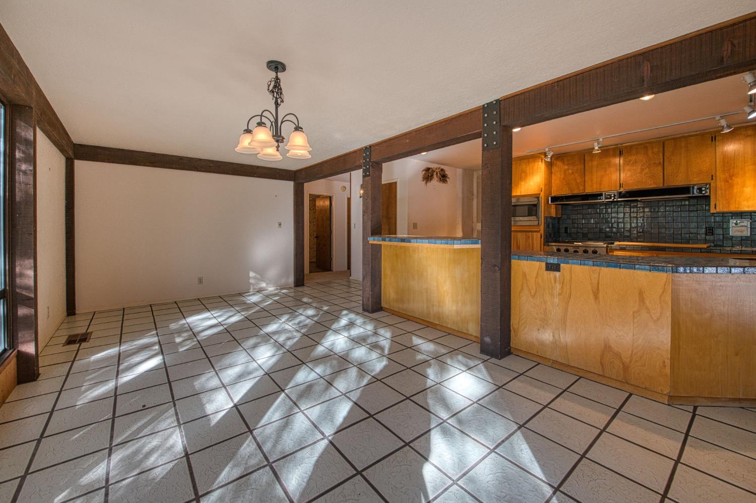 39326 Littlefield Rd, Shaver Lake, CA 93664