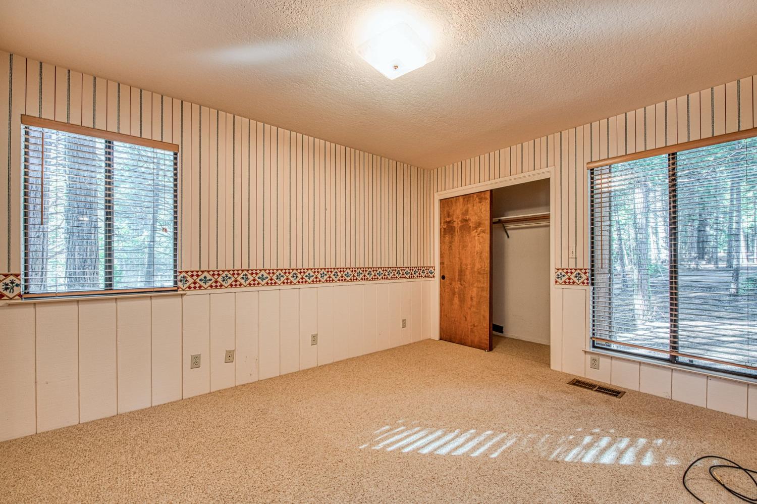 39326 Littlefield Rd, Shaver Lake, CA 93664