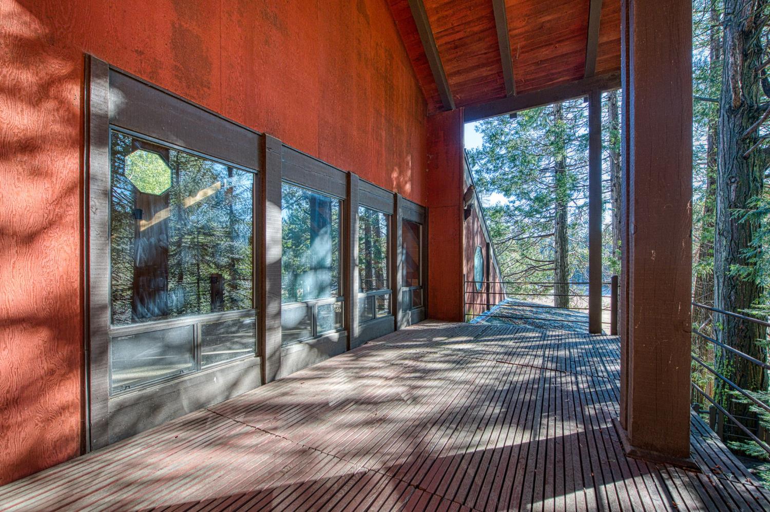 39326 Littlefield Rd, Shaver Lake, CA 93664