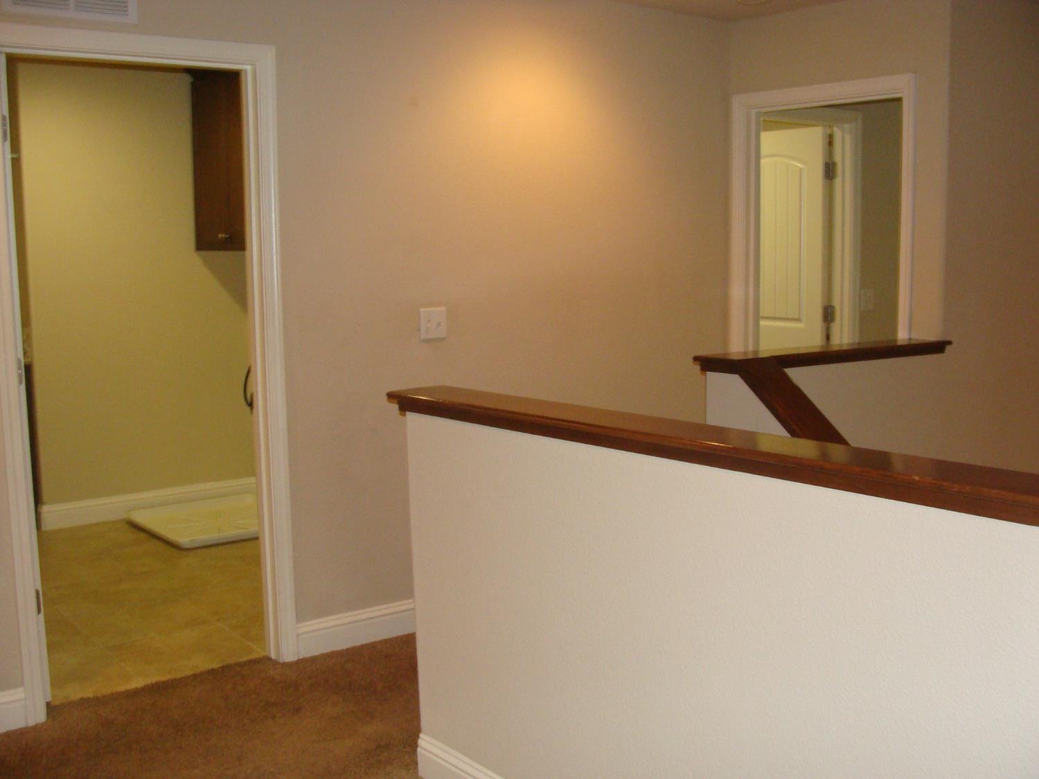 7477 N La Paz Ave, Fresno, CA 93722