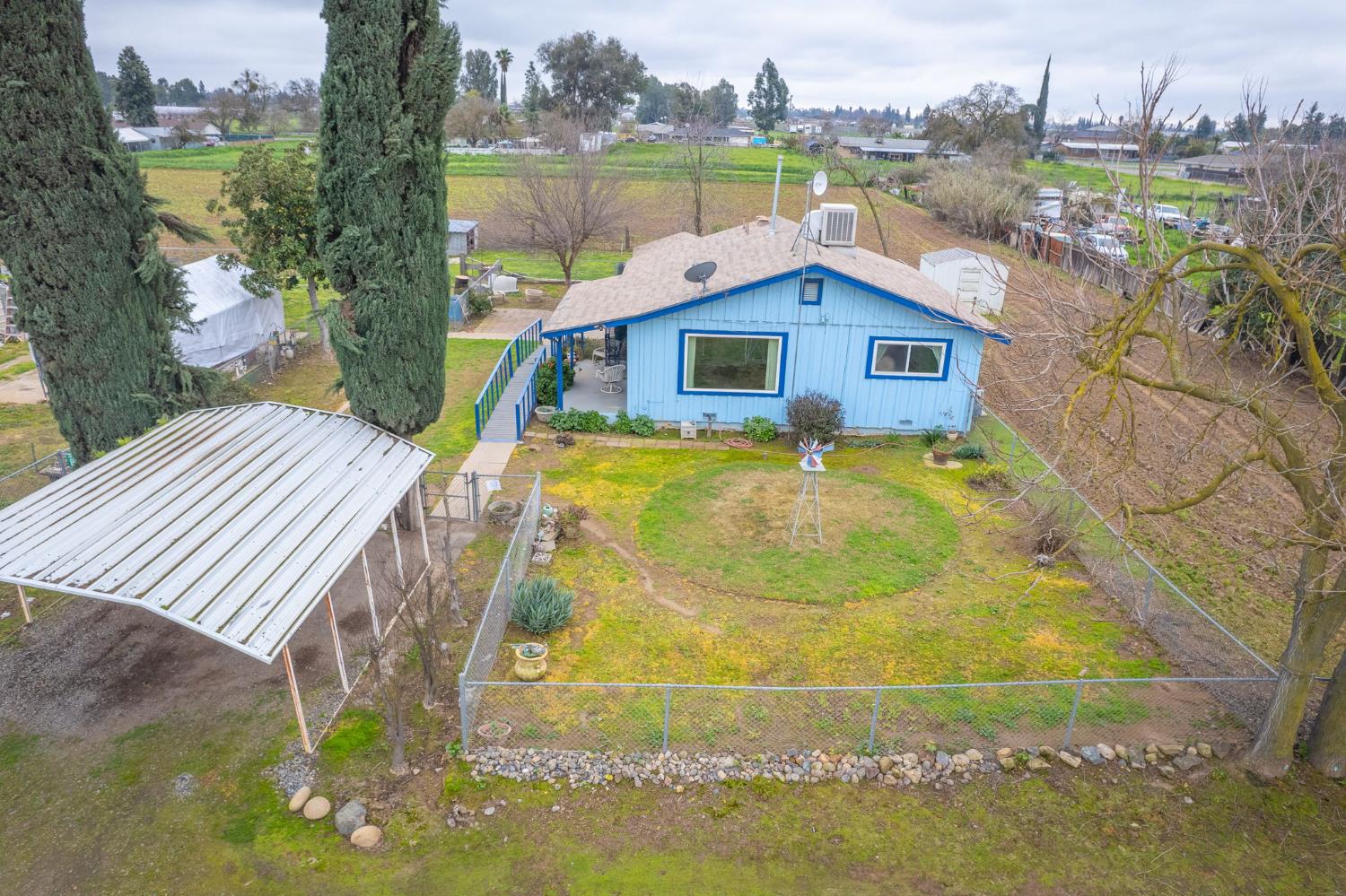 6729 W Clinton Ave, Fresno, CA 93723