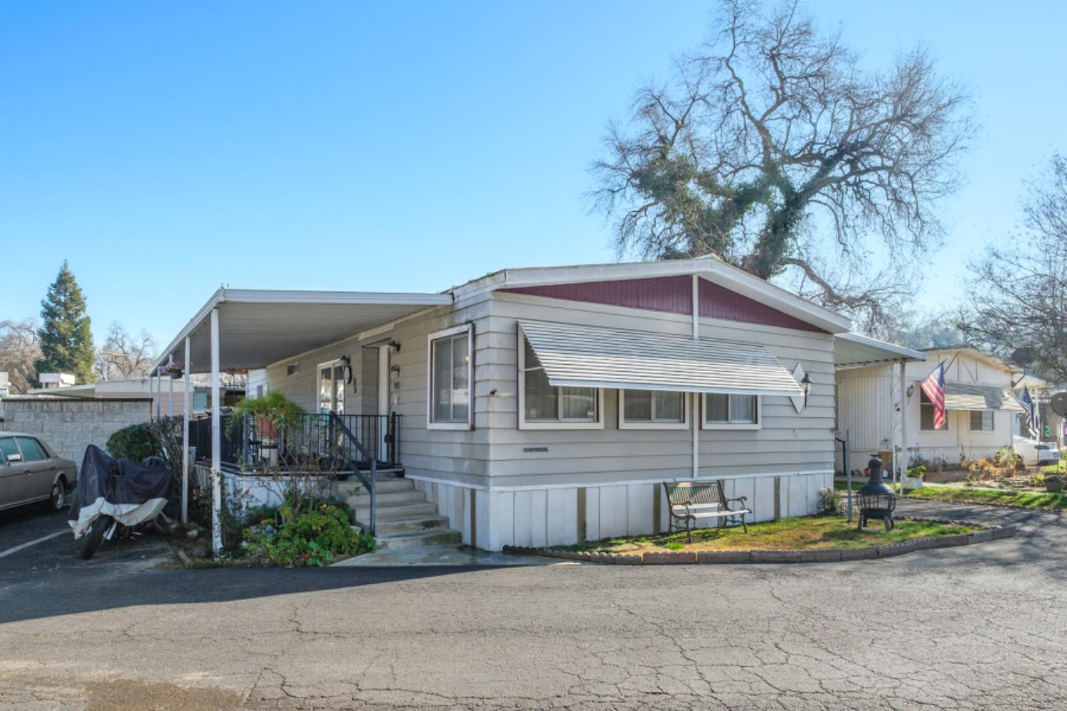 339 N Frankwood Ave #24, Sanger, CA 93657