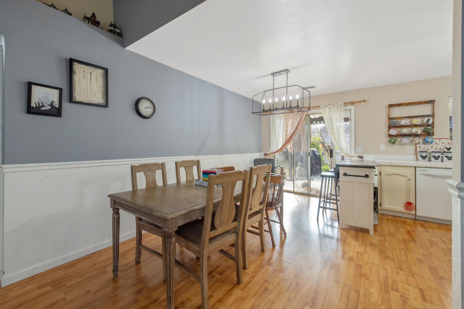 3749 S University, Visalia, CA 93277