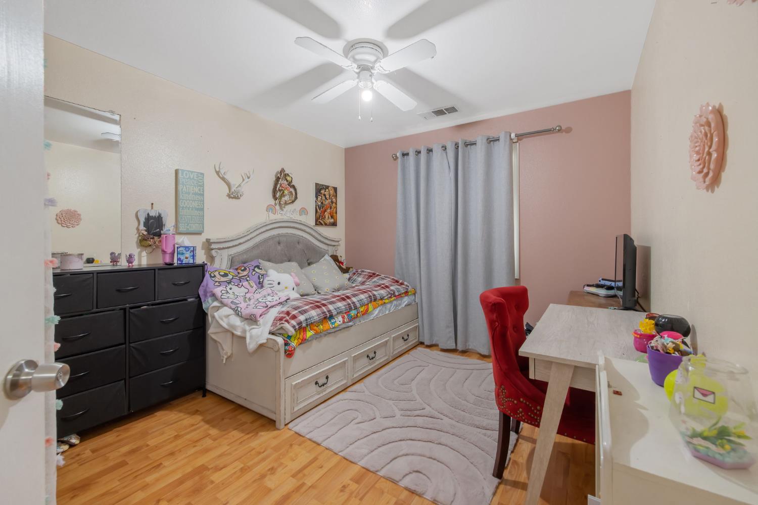 3749 S University, Visalia, CA 93277