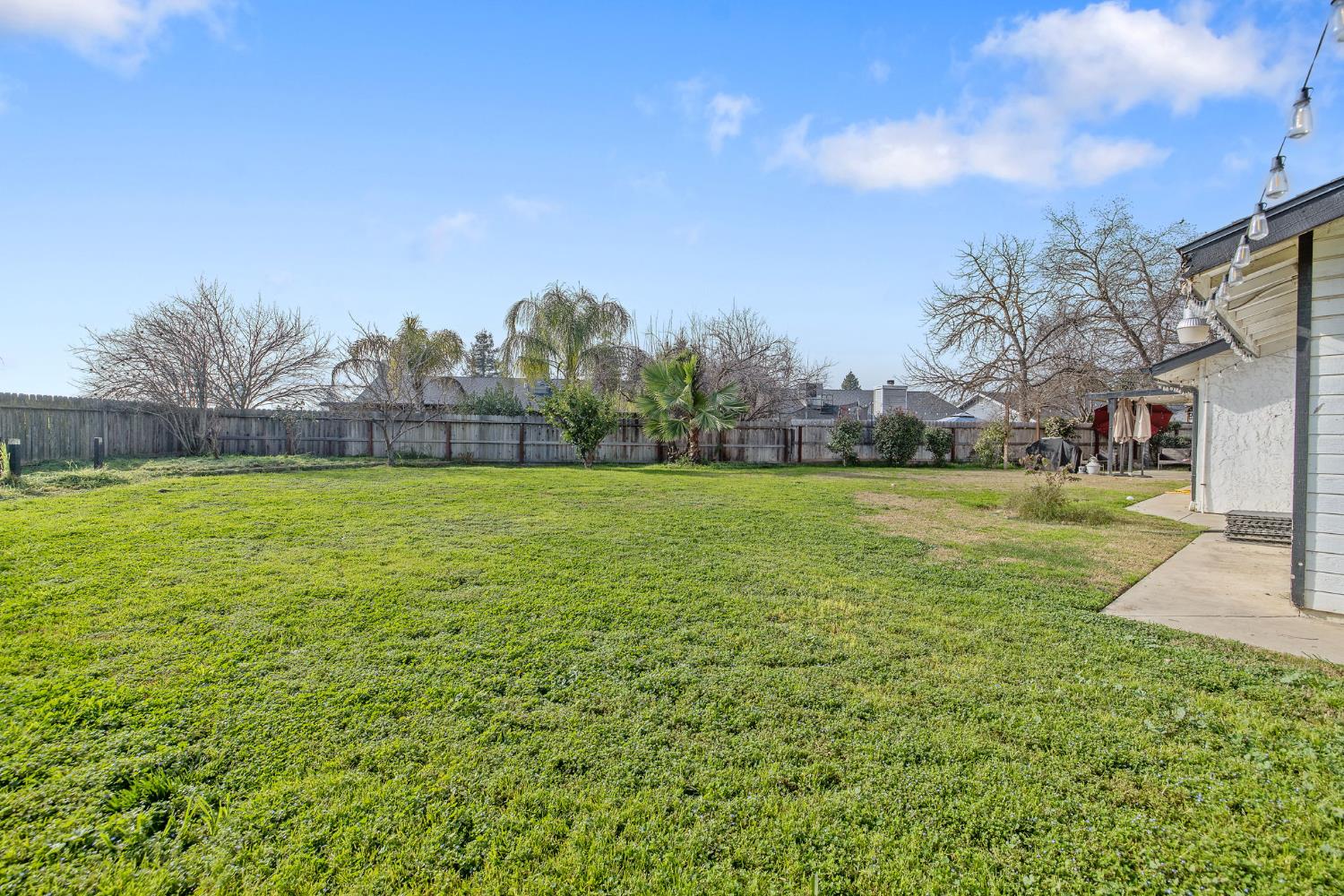 3749 S University, Visalia, CA 93277