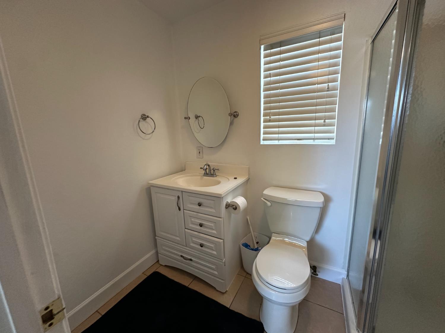 3749 S University, Visalia, CA 93277