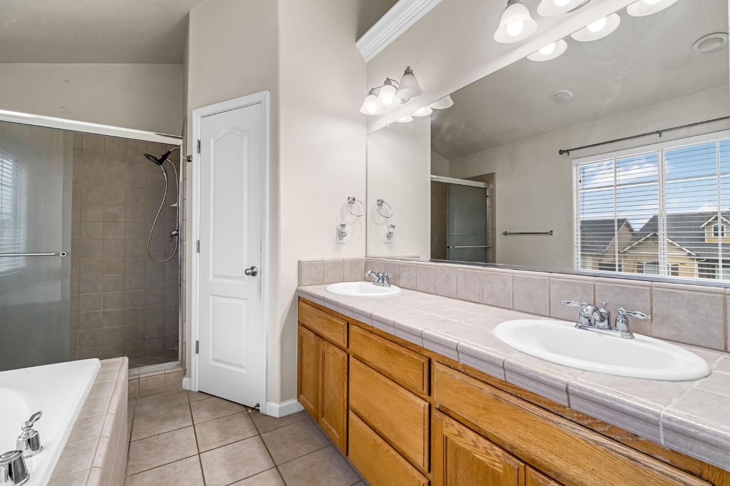 4729 W Cornell Ave, Fresno, CA 93722