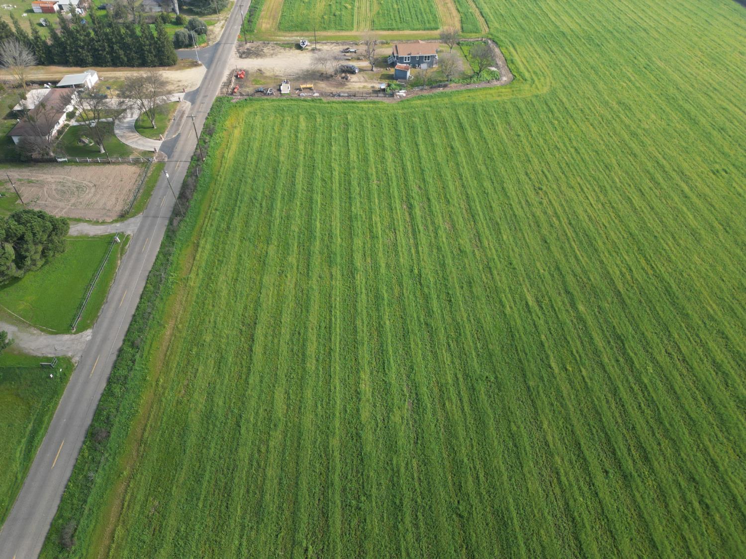 2 W Belcher, Merced, CA 95348