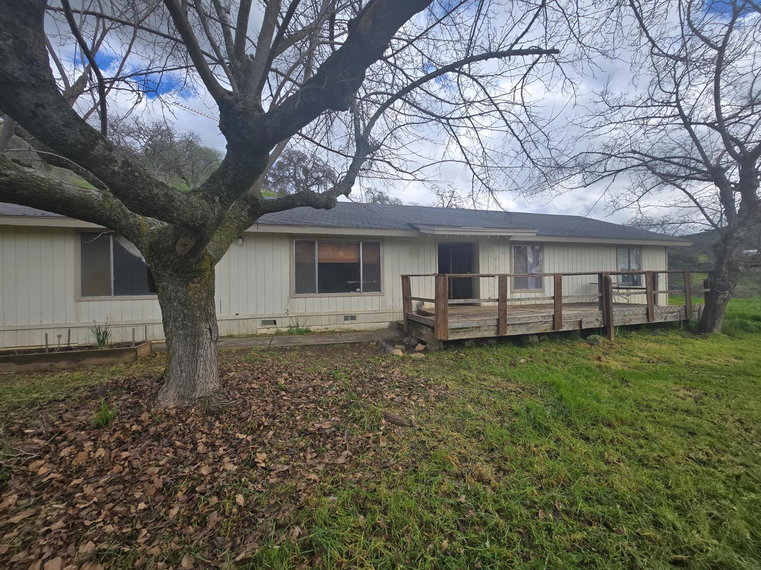 46689 Sassafras Ln, Yokuts Valley, CA 93675