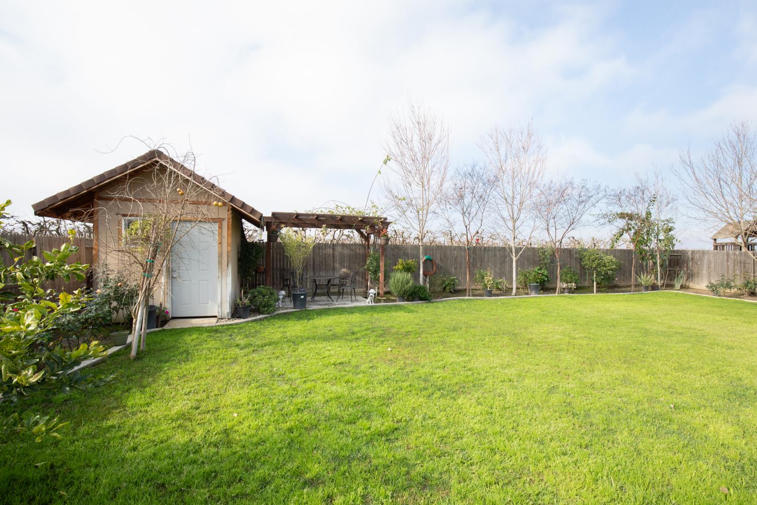 1041 Ridge Creek Estates Way, Dinuba, CA 93618