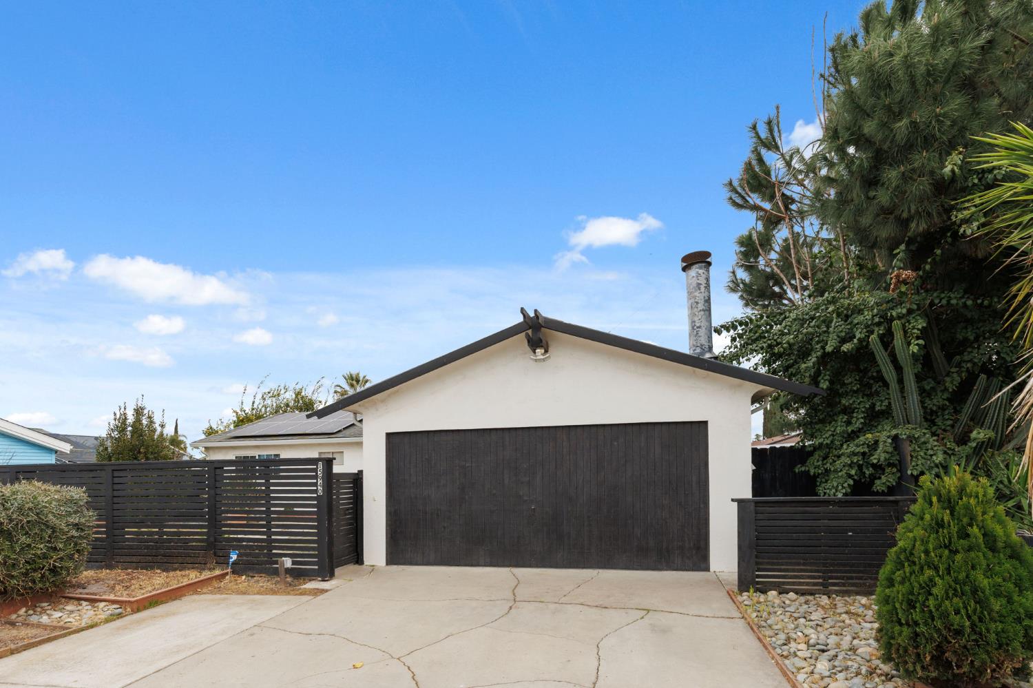 15940 Warfield Rd, Lathrop, CA 95330