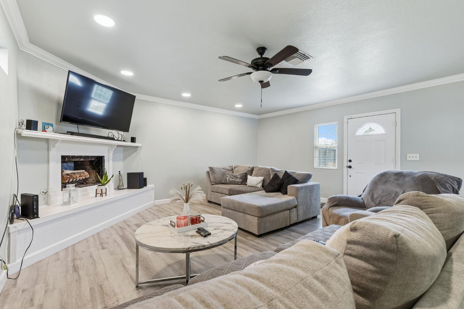 15940 Warfield Rd, Lathrop, CA 95330