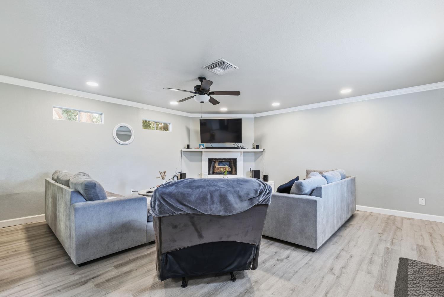 15940 Warfield Rd, Lathrop, CA 95330