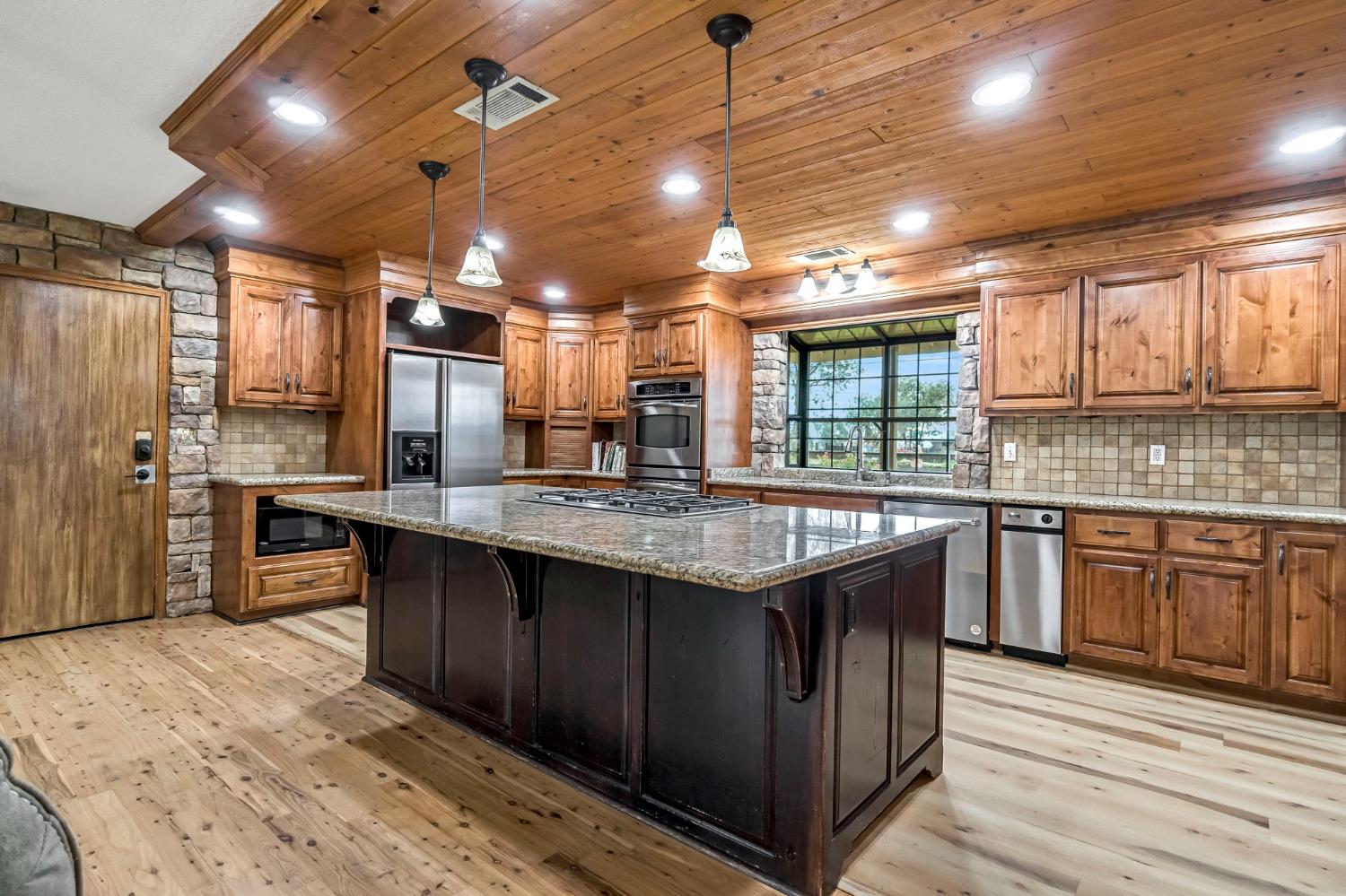 31031 Donald Ave, Madera, CA 93636