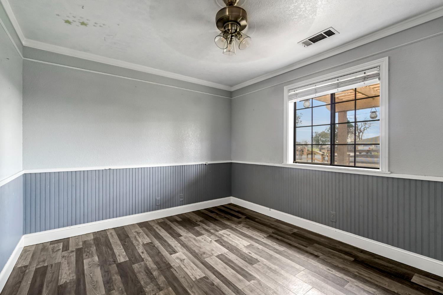 31031 Donald Ave, Madera, CA 93636