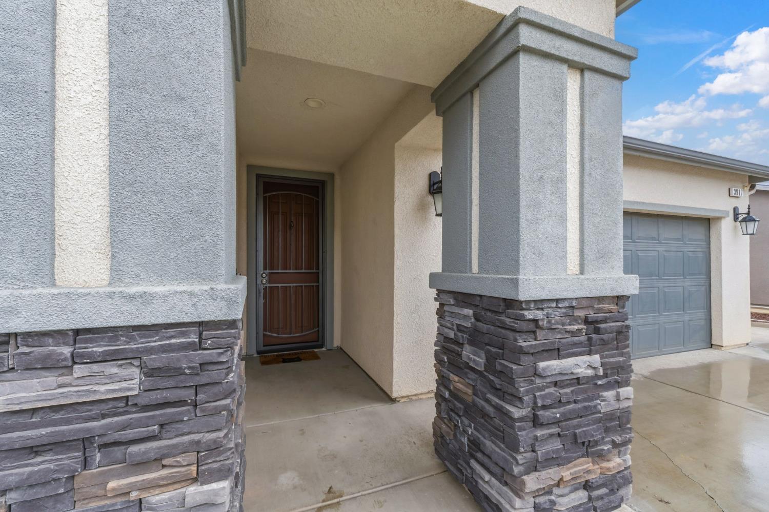 3917 E Myrtle Ave, Visalia, CA 93292