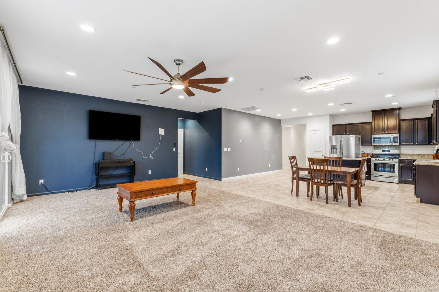 3917 E Myrtle Ave, Visalia, CA 93292