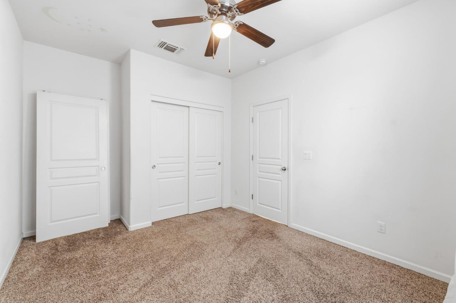 3917 E Myrtle Ave, Visalia, CA 93292