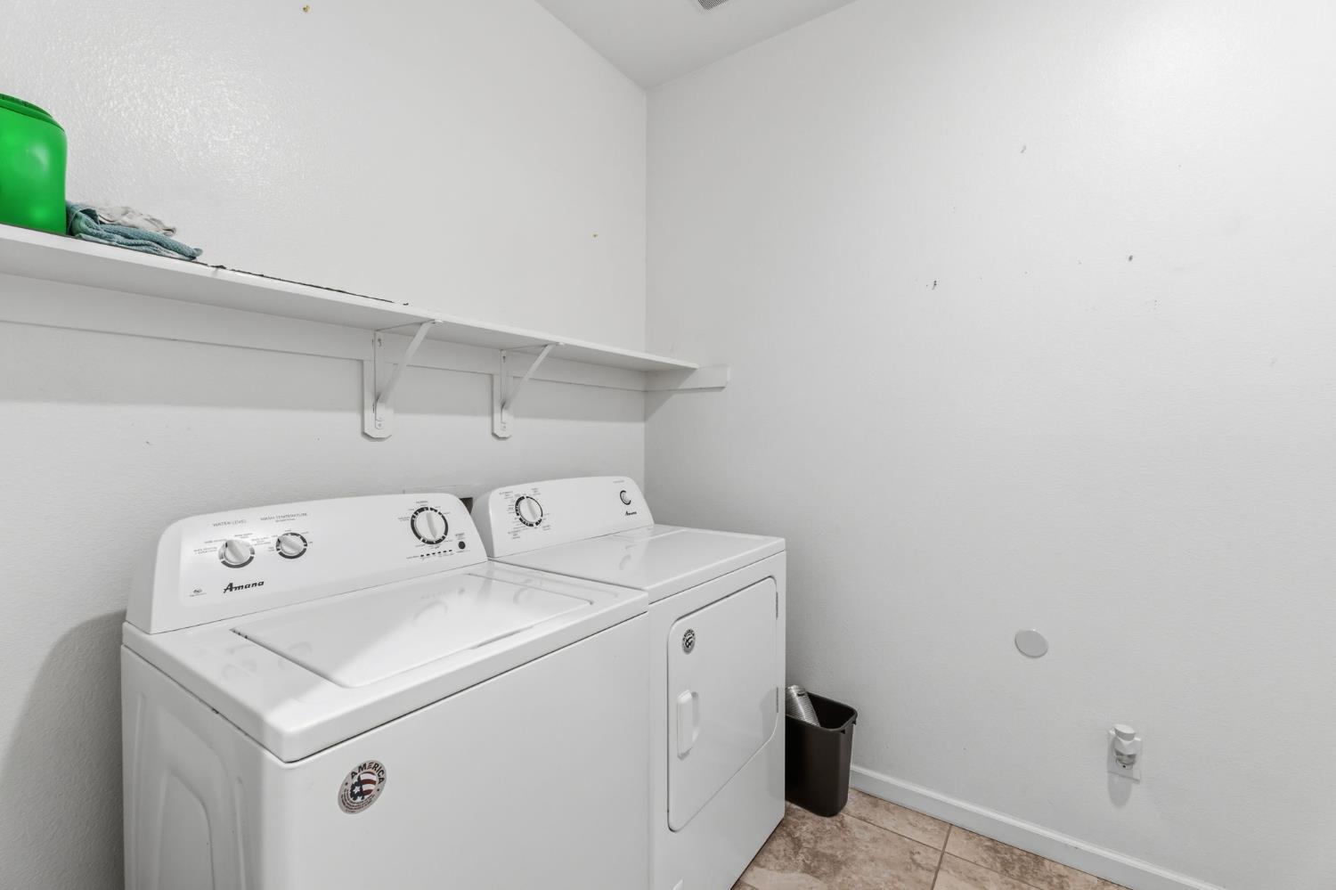 3917 E Myrtle Ave, Visalia, CA 93292