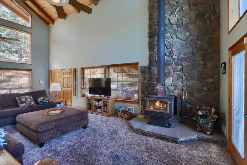 38830 Road 274, Bass Lake, CA 93604