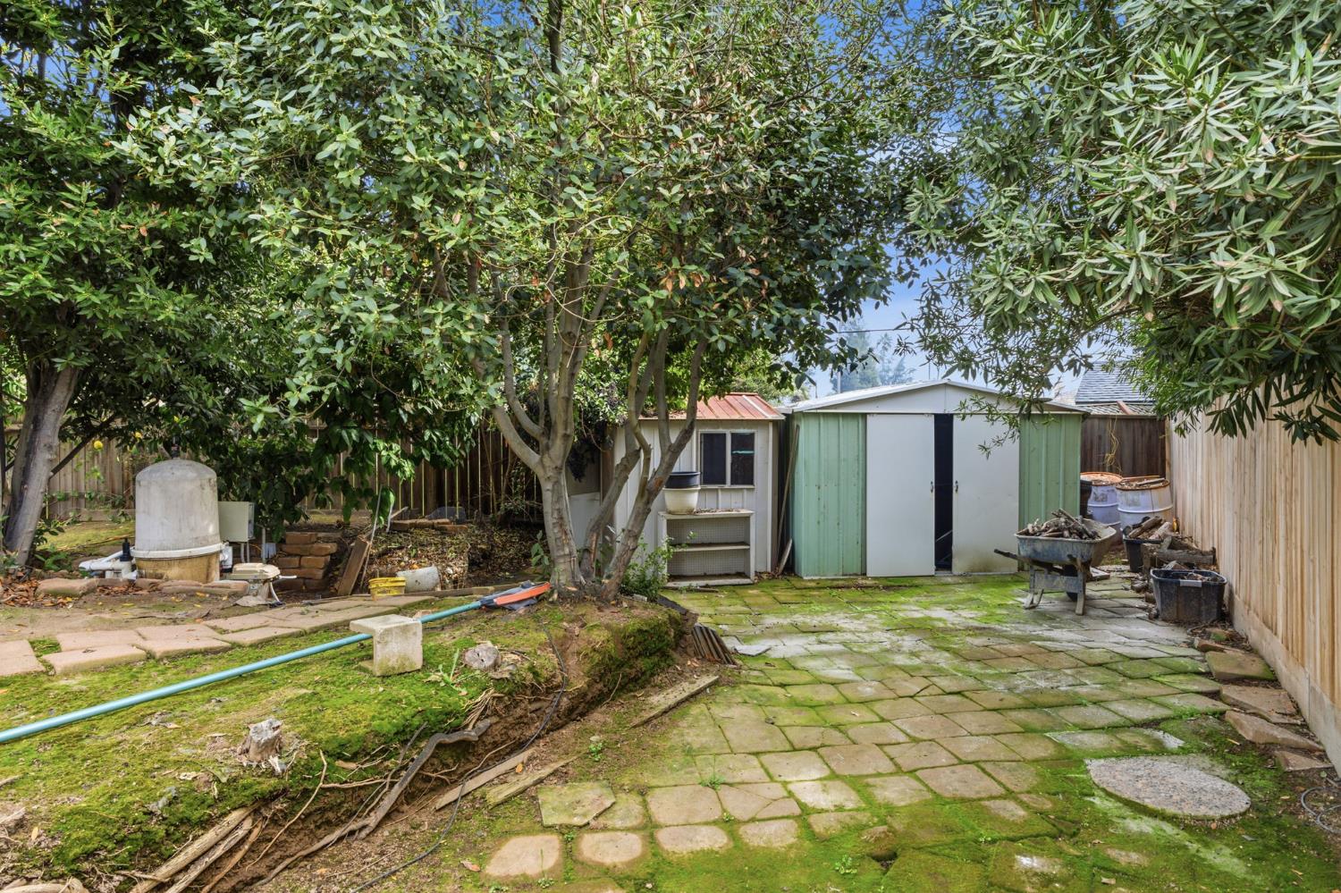 6244 N Farris Ave, Fresno, CA 93711