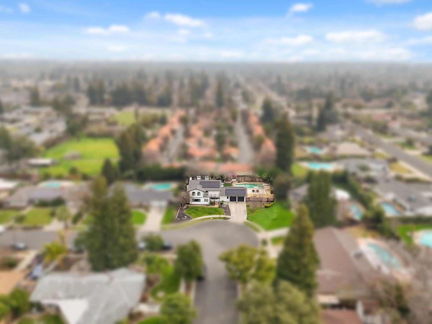 6244 N Farris Ave, Fresno, CA 93711