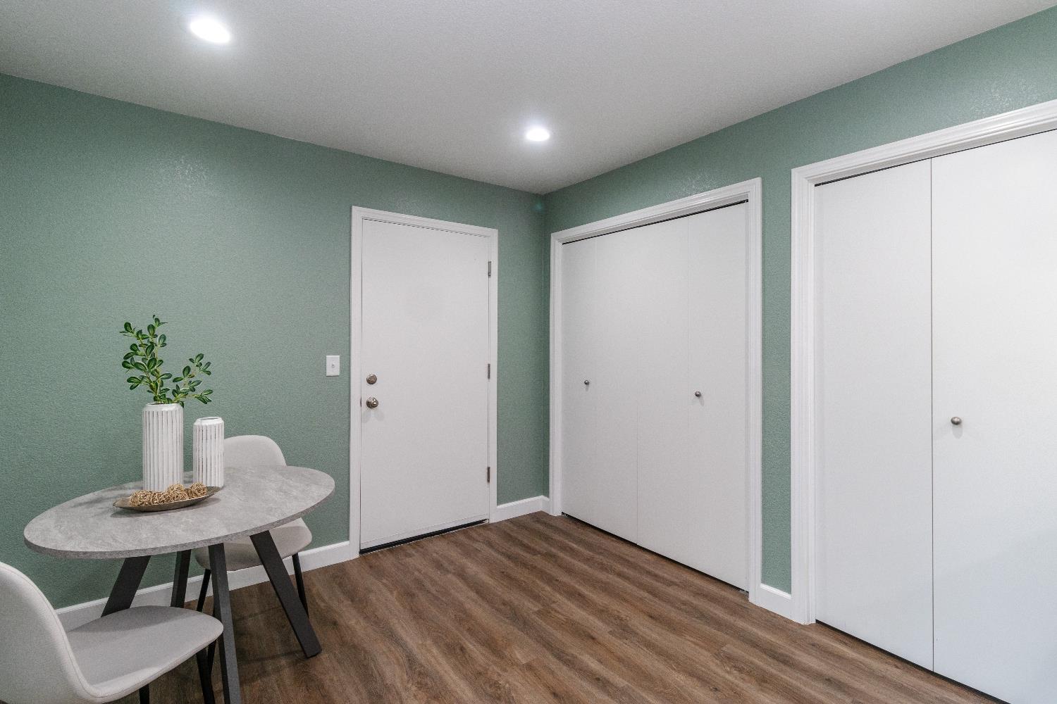 2058 W Calimyrna Ave #101, Fresno, CA 93711