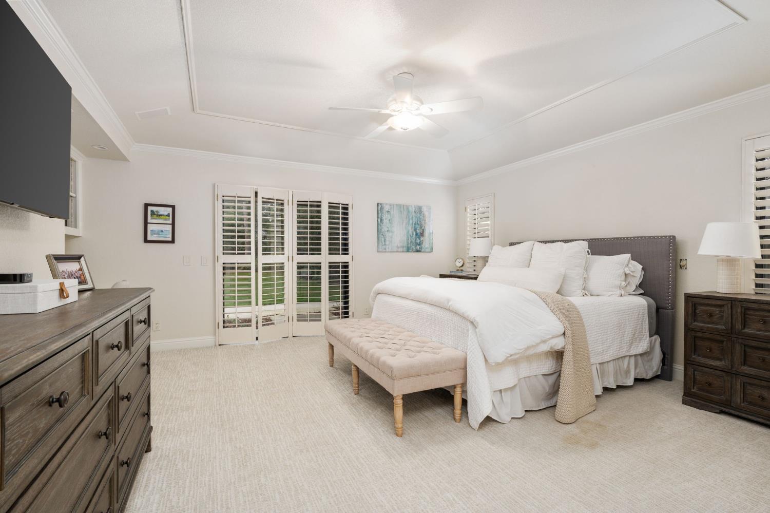 9981 N Madison Ridge Rd, Fresno, CA 93720