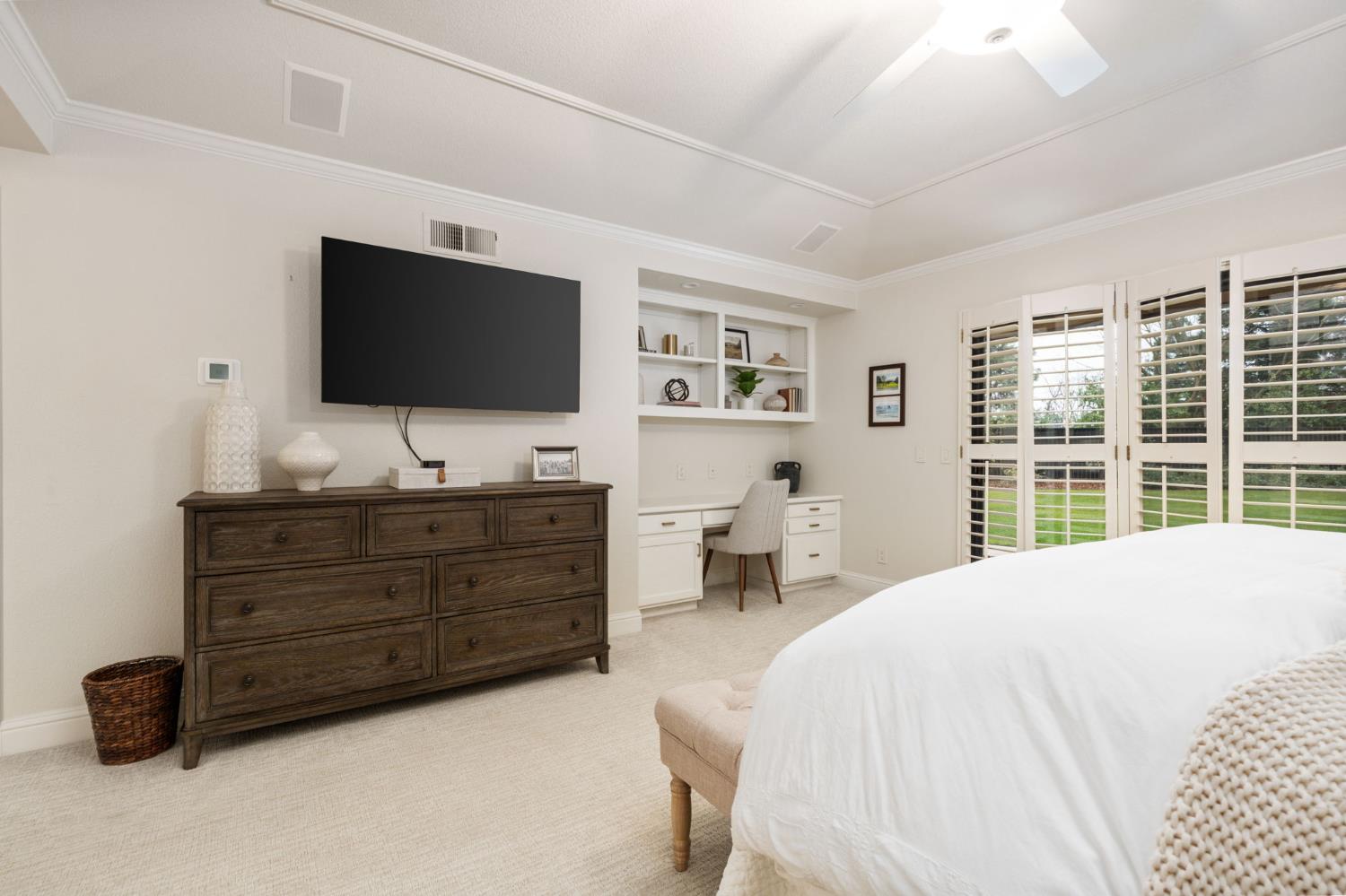 9981 N Madison Ridge Rd, Fresno, CA 93720