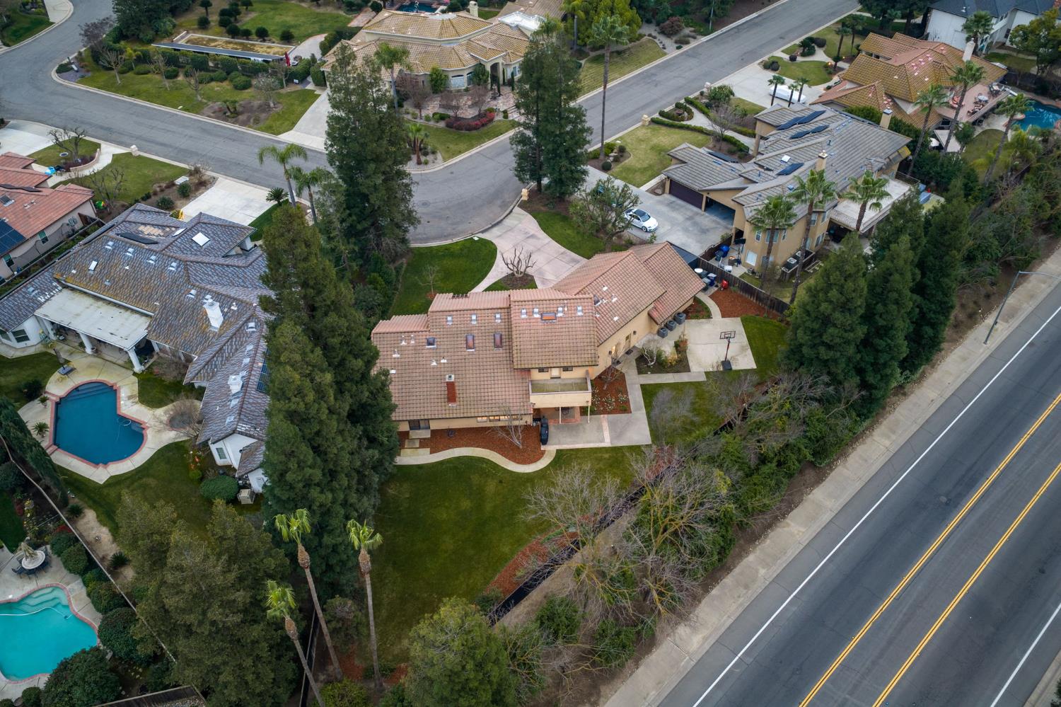 9981 N Madison Ridge Rd, Fresno, CA 93720