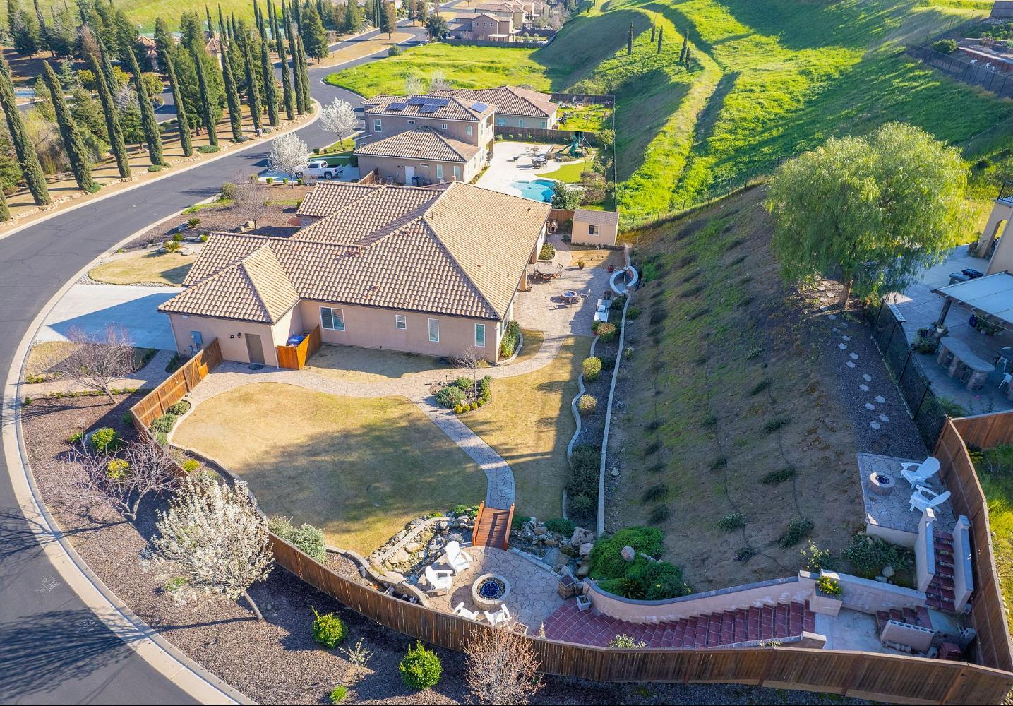 18729 Via Bellagio, Friant, CA 93626