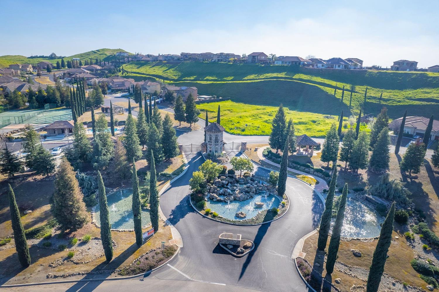 18729 Via Bellagio, Friant, CA 93626