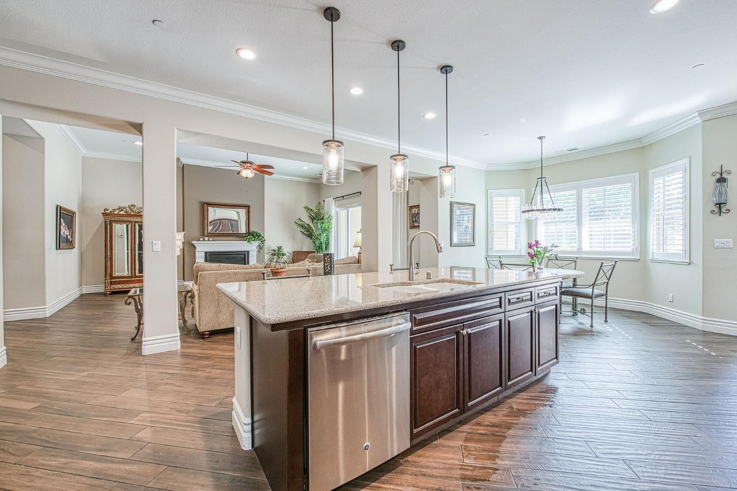 18729 Via Bellagio, Friant, CA 93626