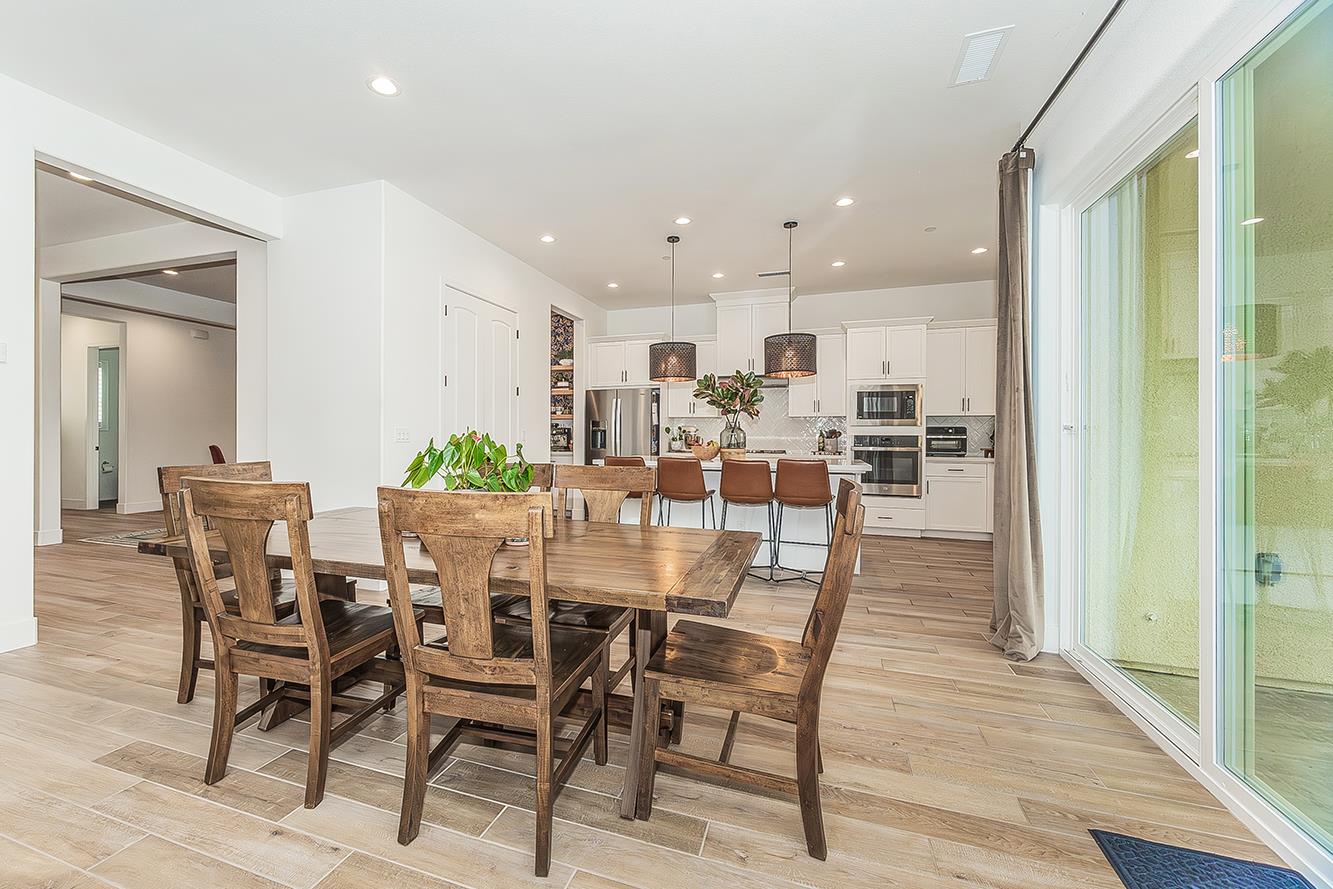 948 Beaver Pond Loop, Madera, CA 93636