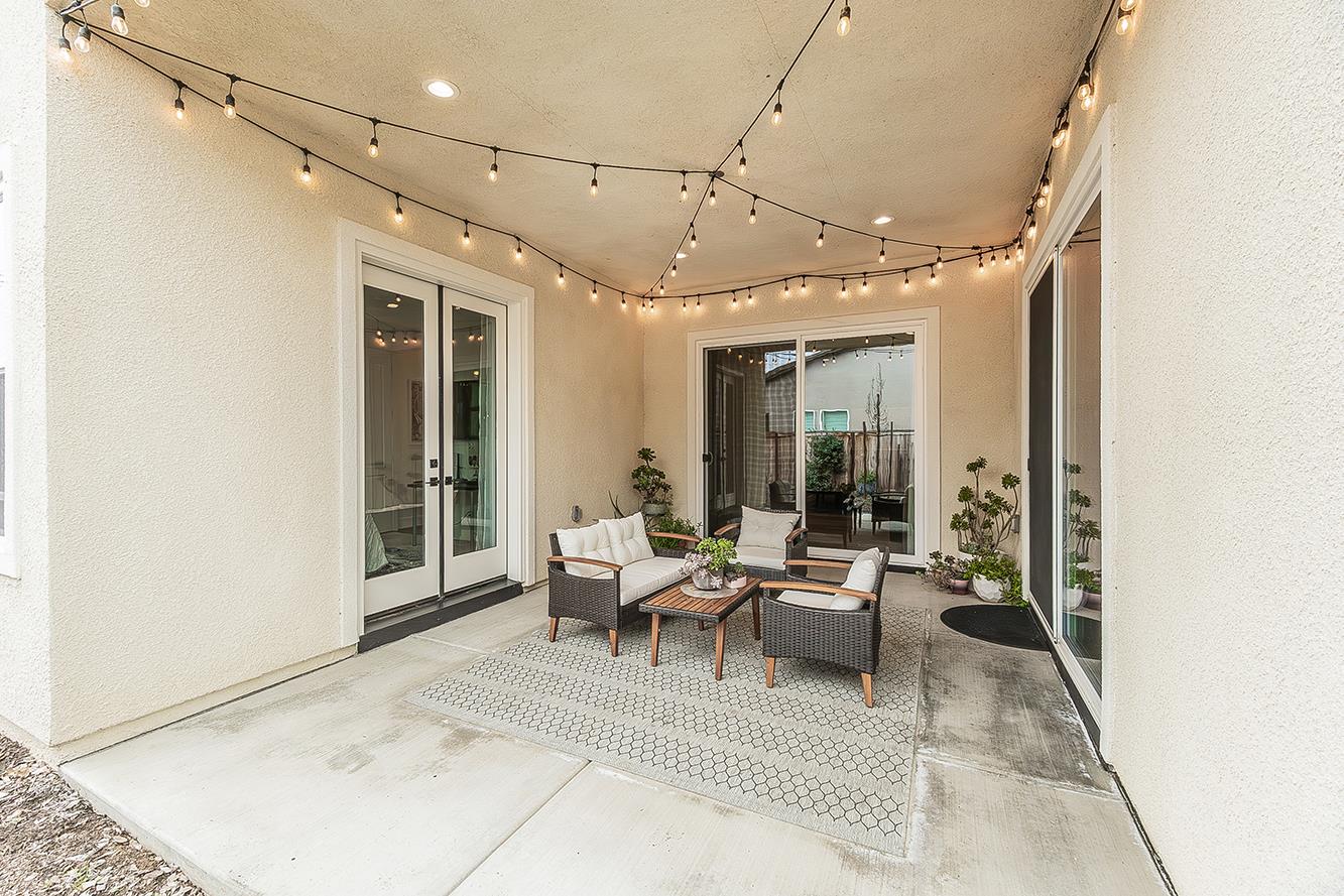 948 Beaver Pond Loop, Madera, CA 93636