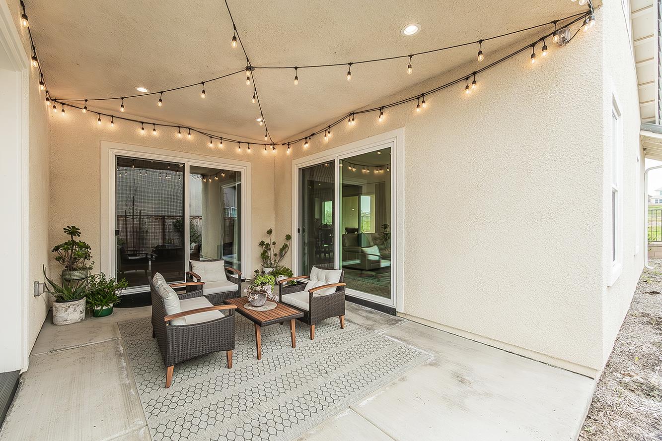 948 Beaver Pond Loop, Madera, CA 93636