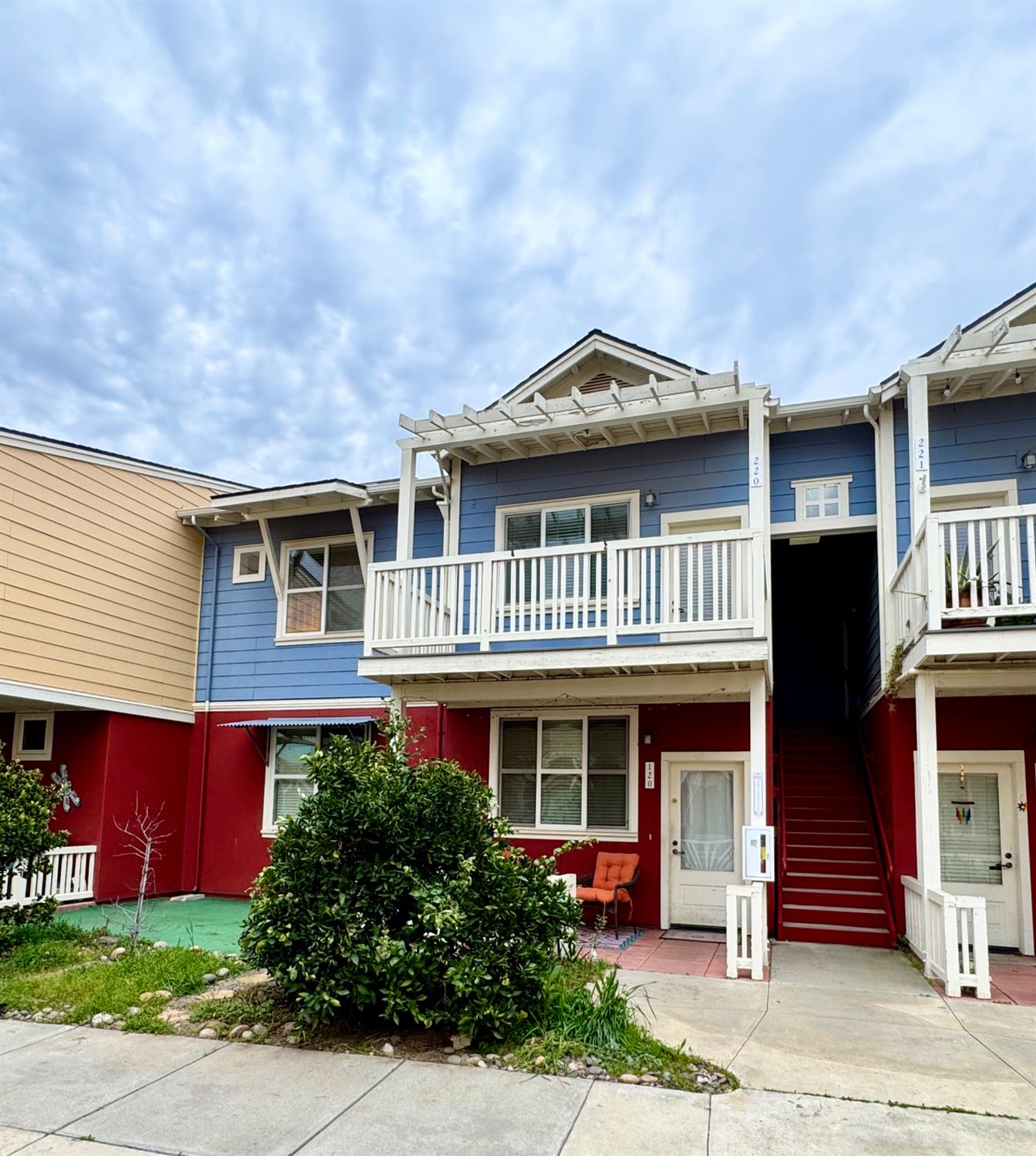 2658 E Alluvial Ave #120, Fresno, CA 93720