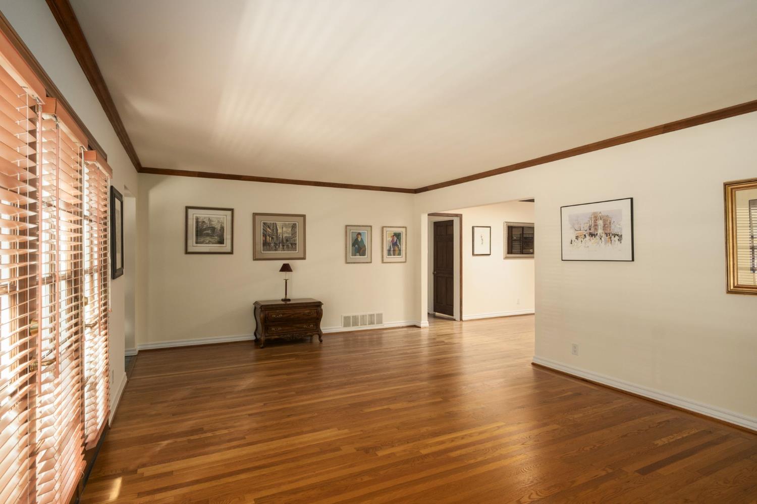 4564 N Van Ness Blvd, Fresno, CA 93704