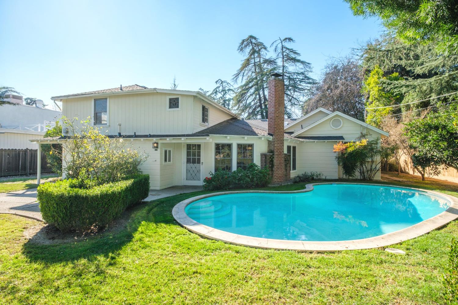 4564 N Van Ness Blvd, Fresno, CA 93704