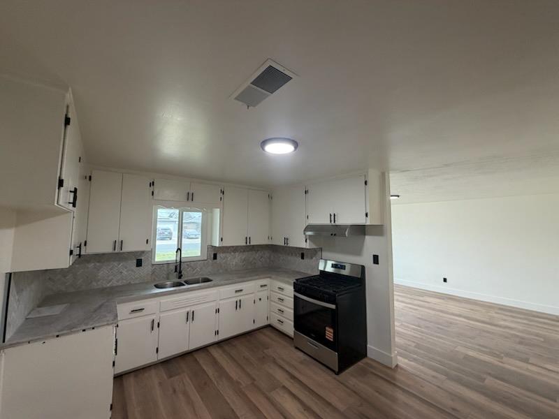 8625 La Vaca Way, Hanford, CA 93230