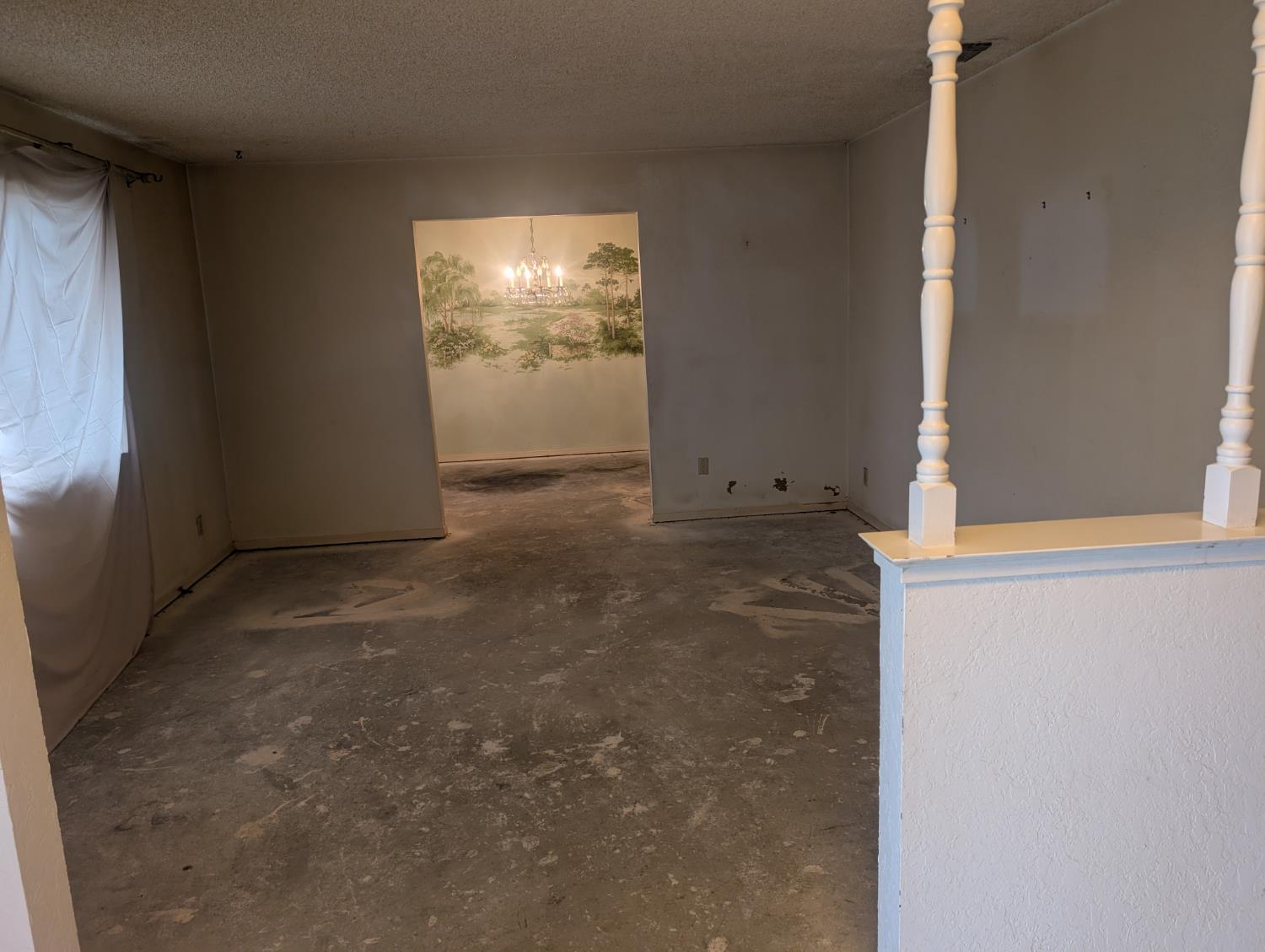 2418 N Fowler Ave, Fresno, CA 93727