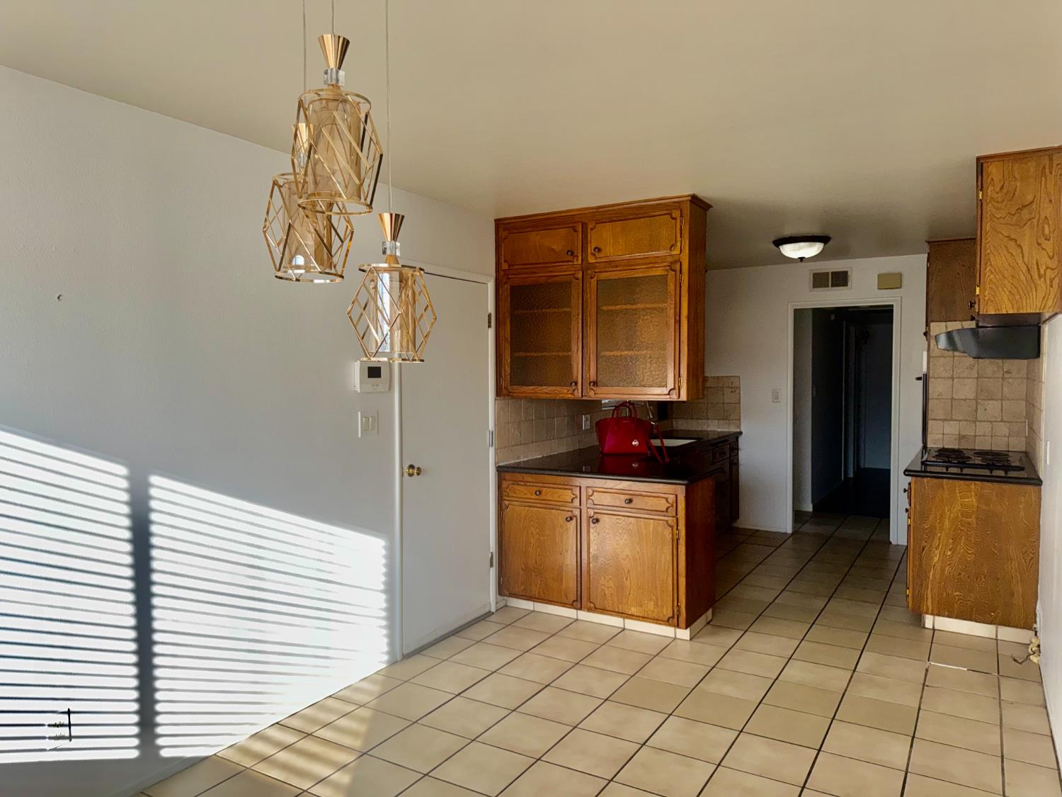 2617 W Sussex Way, Fresno, CA 93705