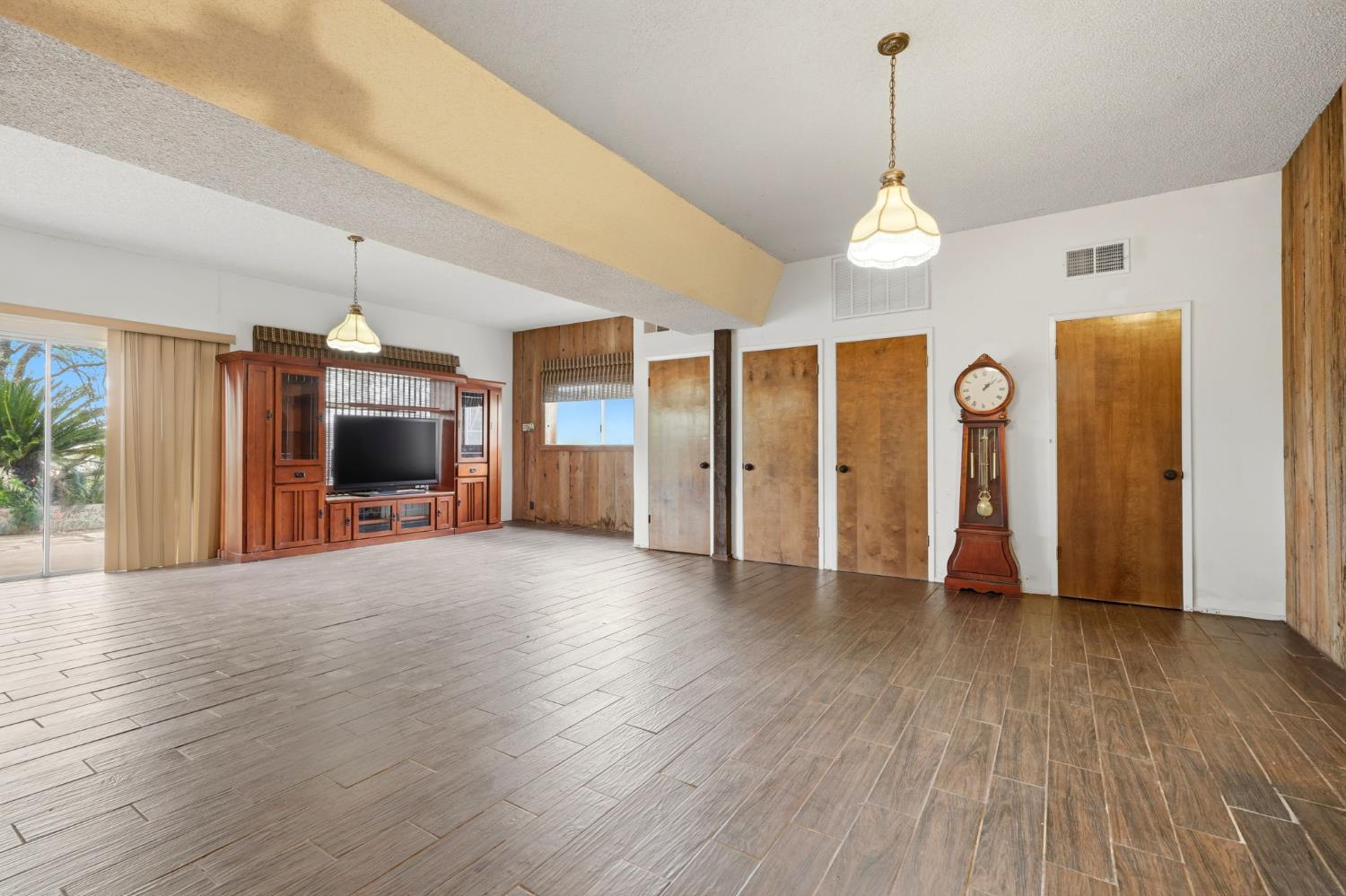 38758 Aster Ln, Yokuts Valley, CA 93675