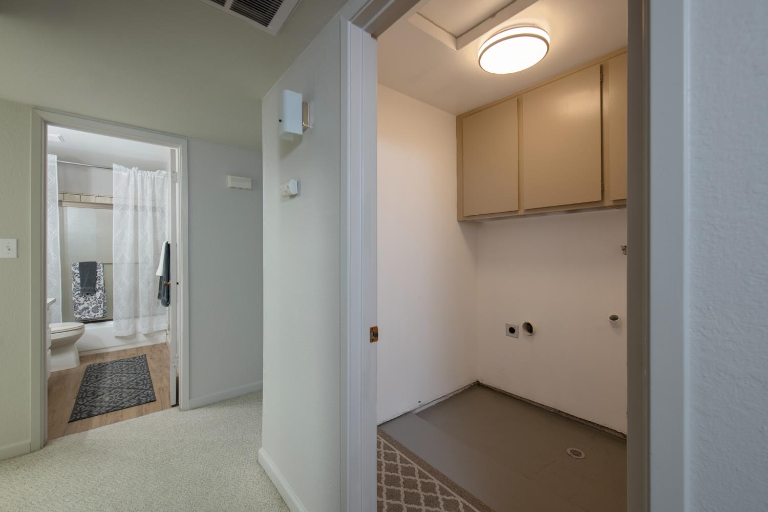 1703 W Santa Ana Ave, Fresno, CA 93705