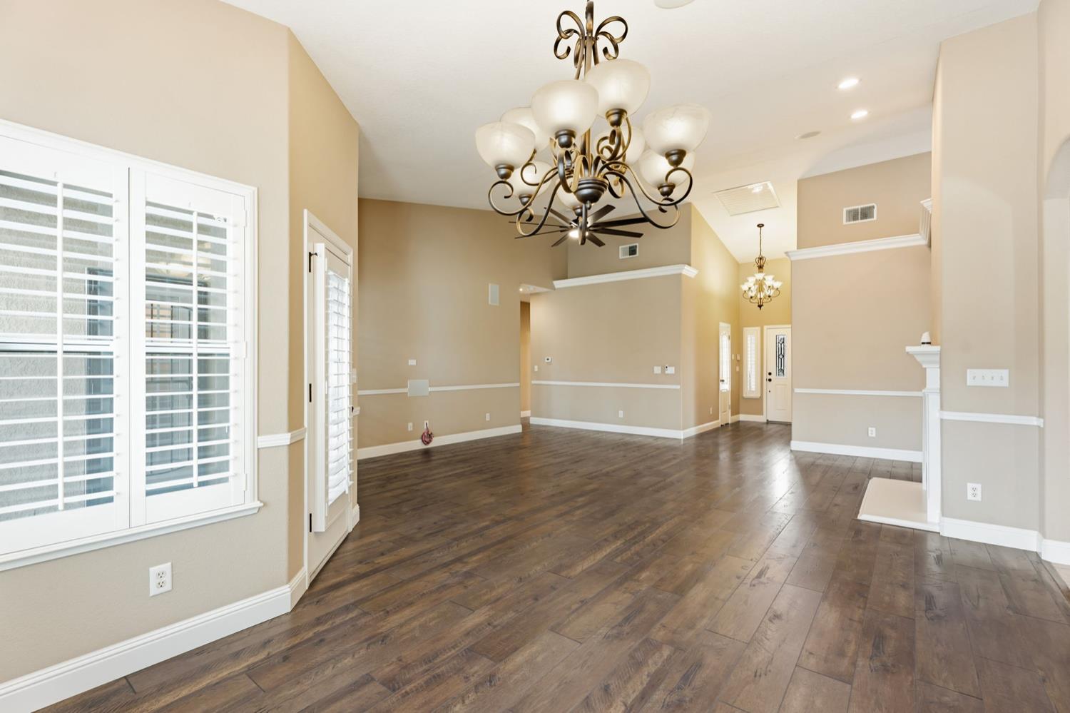 1929 N Harvard Ave, Clovis, CA 93619