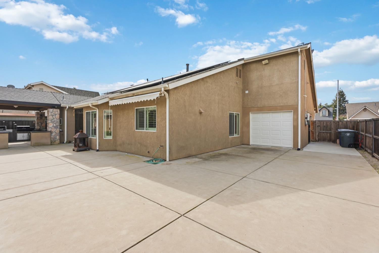 1929 N Harvard Ave, Clovis, CA 93619
